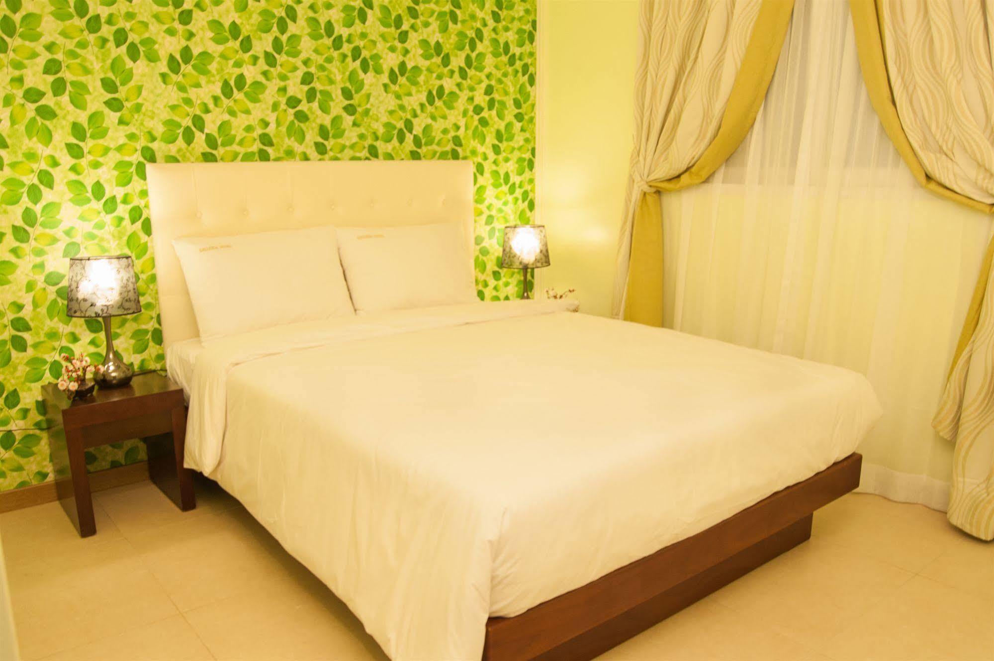 Hotel Galleria Saipan Garapan Exterior foto